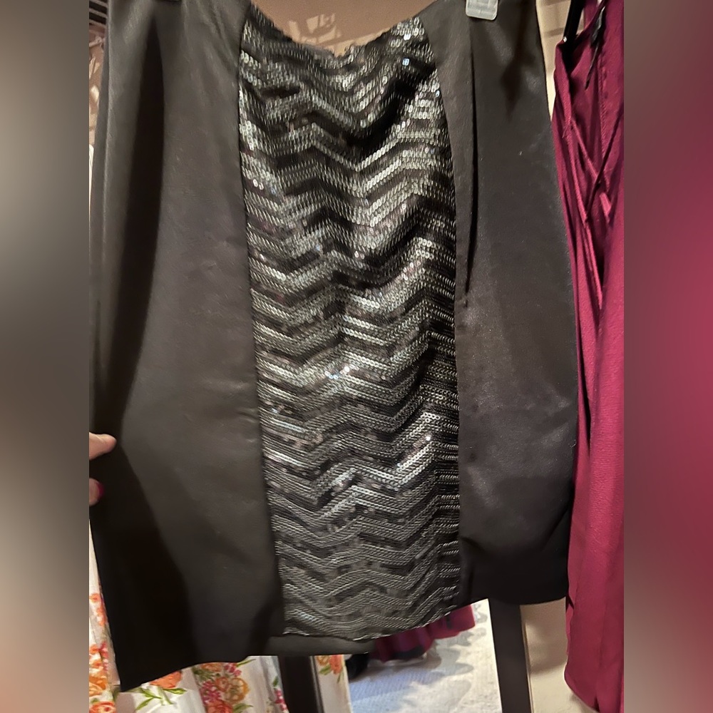 NWOT New York & Company Black party skirt size medium